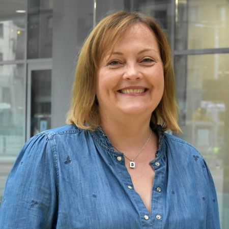 Headshot of Dr Ita Kennelly